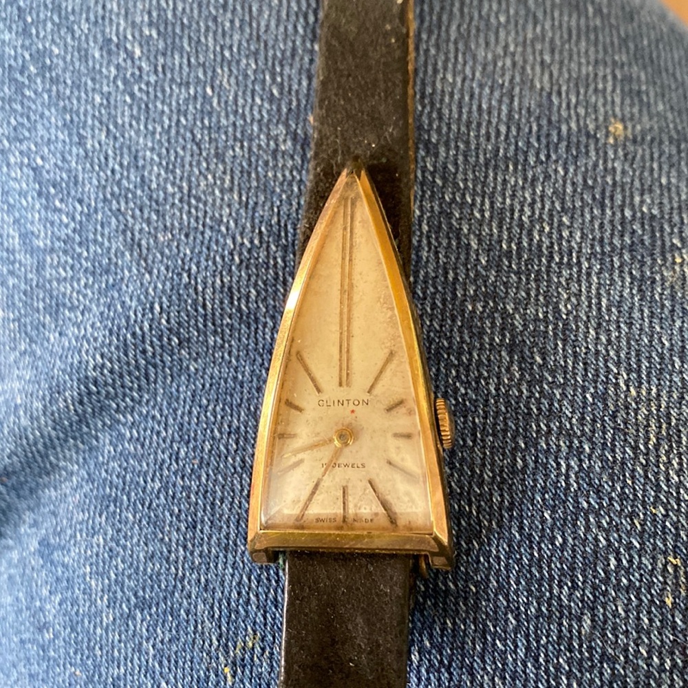 Vintage Clinton wrist watch, triangular face, 17 Jewel, currently not running